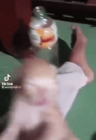 Gramo GIF
