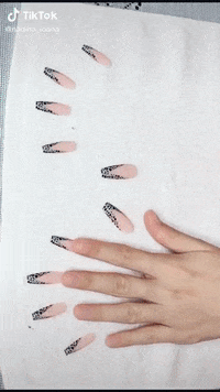 Press On Nails GIF by Trés She
