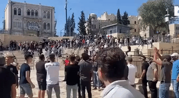 Israeli Forces Clash With Palestinian Demonstrators at Damascus Gate
