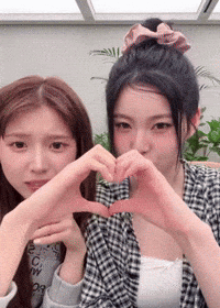 Nmixx GIF