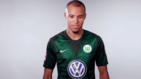 marcel tisserand wow GIF by VfL Wolfsburg