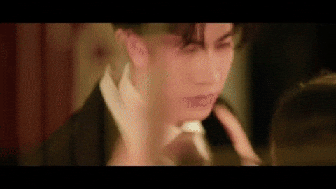 Сложные отношения героев Ван Чу Жань и Чжан Лин Хэ в первом трейлере дорамы «Это мгновение» 3 Сложные отношения героев Ван Чу Жань и Чжан Лин Хэ в первом трейлере дорамы «Это мгновение»