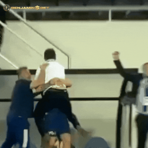 Sevinc Ozantufan GIF by BenjaminsBetOfficial