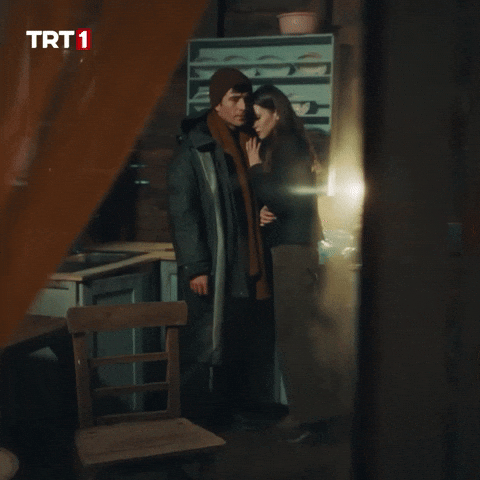 Happy Alina Boz GIF by TRT