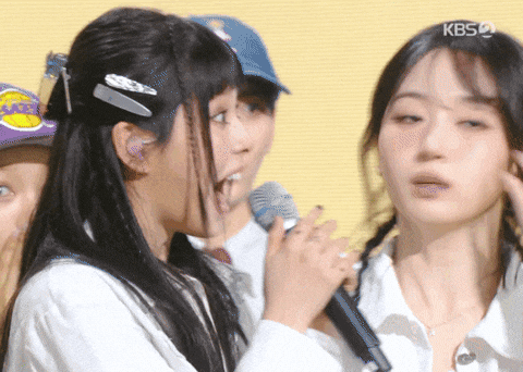 djisnfefw giphyupload GIF