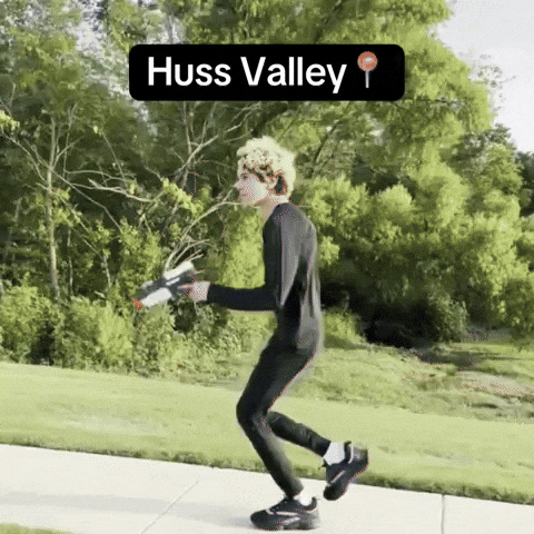 Cho Huss GIF