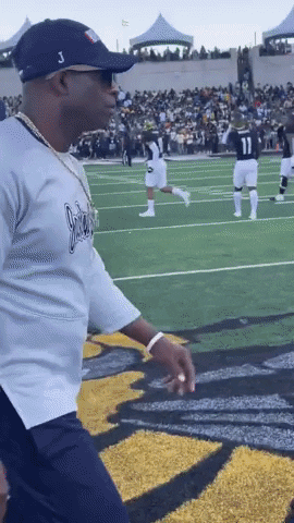 Handshake Chalk GIF by The Undroppables