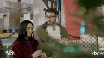 GIF by Un si grand soleil