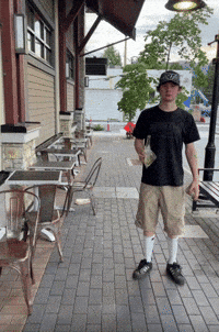 Giner GIF