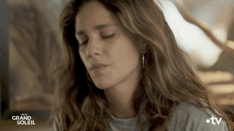 Sad Cry GIF by Un si grand soleil
