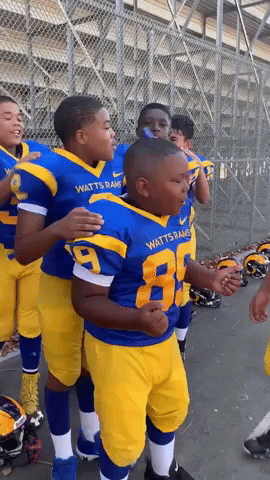 'We Ready': Watts Rams Youth Football Team Get Hyped Ahead of Game in Los Angeles