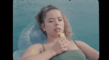 up and coming long hair GIF by Nilüfer Yanya