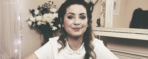 zoe sugg GIF