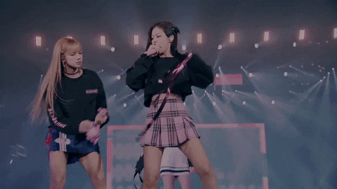 jennie kim lisa GIF
