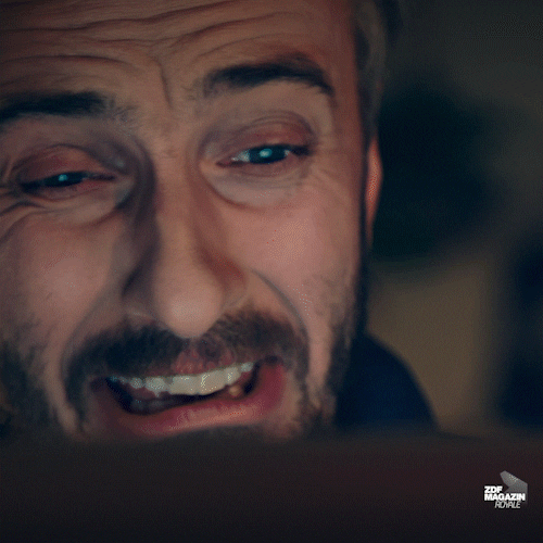 Show Time Reaction GIF by ZDF Magazin Royale