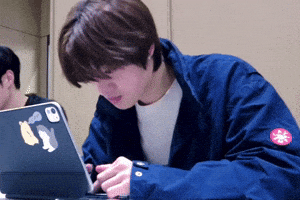 Leo GIF