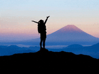 Peak GIF by FranchiseONE.de