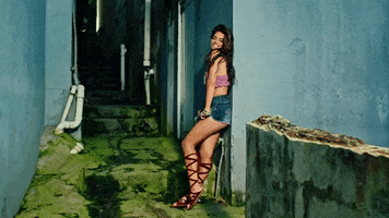 luis fonsi GIF