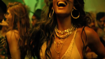 luis fonsi GIF