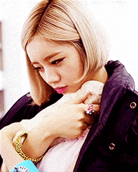 Hermitwaveslistener GIF