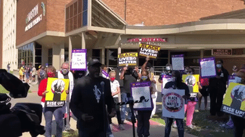 Strike Averted at Chicago's Loretto Hospital