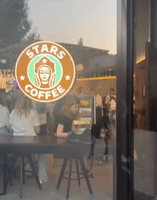 Starbucks Successor Opens in Russia 