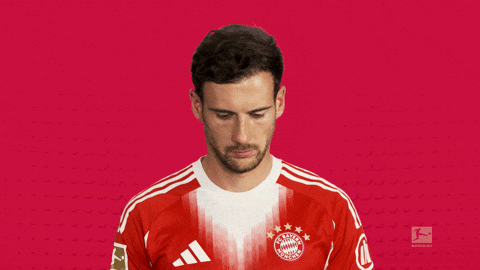 Look Up Fc Bayern GIF by Bundesliga