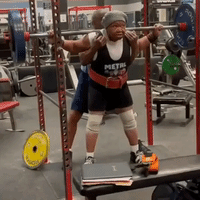 78-Year-Old Powerlifter Crushes Barbell Squat in Royal Oak, Michigan