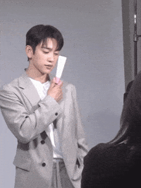 Parkjinyoung GIF