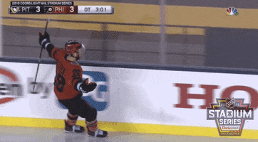 PhiladelphiaFlyers flyers philadelphia claude claude giroux GIF