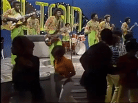 soultrain bet soul train episode 105 the tramps GIF