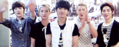 nuest GIF