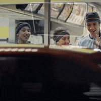 drive thru mcdonalds GIF by Renault Brasil