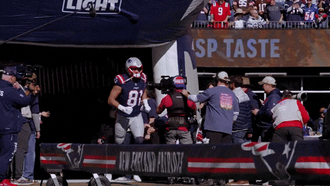 Austin Hooper Football GIF by New England Patriots