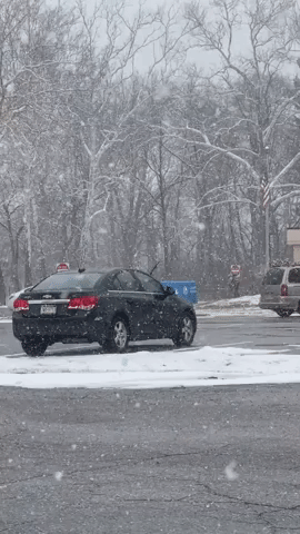 Snow Falls in Eastern Pennsylvania as Region Braces for Nor'easter