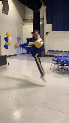 dance hofstrau GIF by Hofstra University