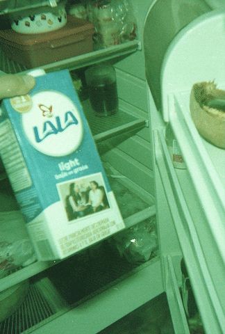 serolfitnas giphyupload 3d nishika leche GIF