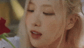 Rose GIF by BLACKPINK