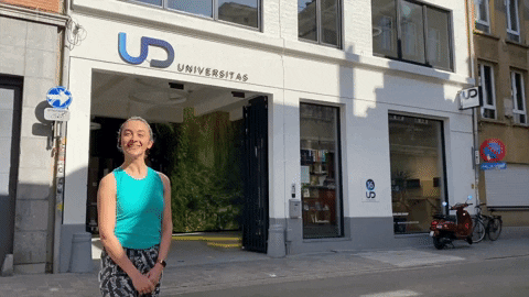 vanuituwkotbe giphygifmaker GIF