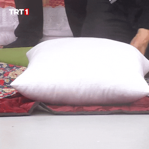 Angry Fight GIF by TRT