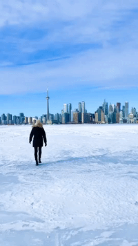 'White Walker': Woman Treads Across Frozen Harbor in Toronto