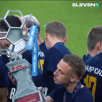 Pro League Kiss GIF by ElevenSportsBE