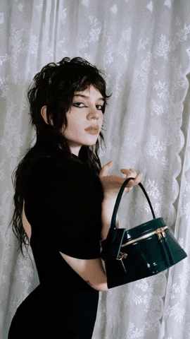 cattura fashion beauty ai cover GIF