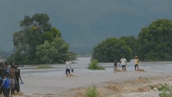 Several Killed, Thousands Displaced in Southern Malawi Floods