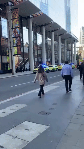 Three Stabbed in 'Suspected Robbery' in London's Bishopgate, Police Say