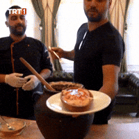Hungry Dinner GIF by TRT