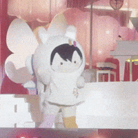 Emibonnieany GIF
