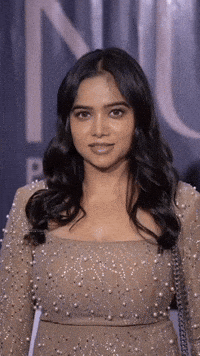 Elvish Manisha GIF