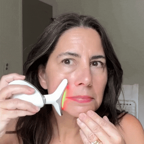 https://shopifyfile.oss-us-west-1.aliyuncs.com/attached/video/product/26604118.mp4  – GlowLift™
