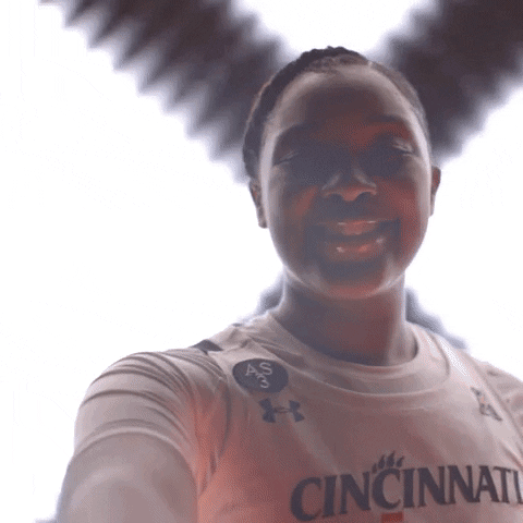 Womens Basketball Reaction GIF by Cincinnati Bearcats